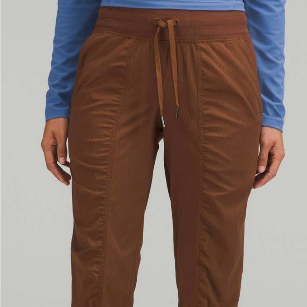 Lululemon Dance Studio Mid Rise. Only worn once!!! Smoke free home. Size 4